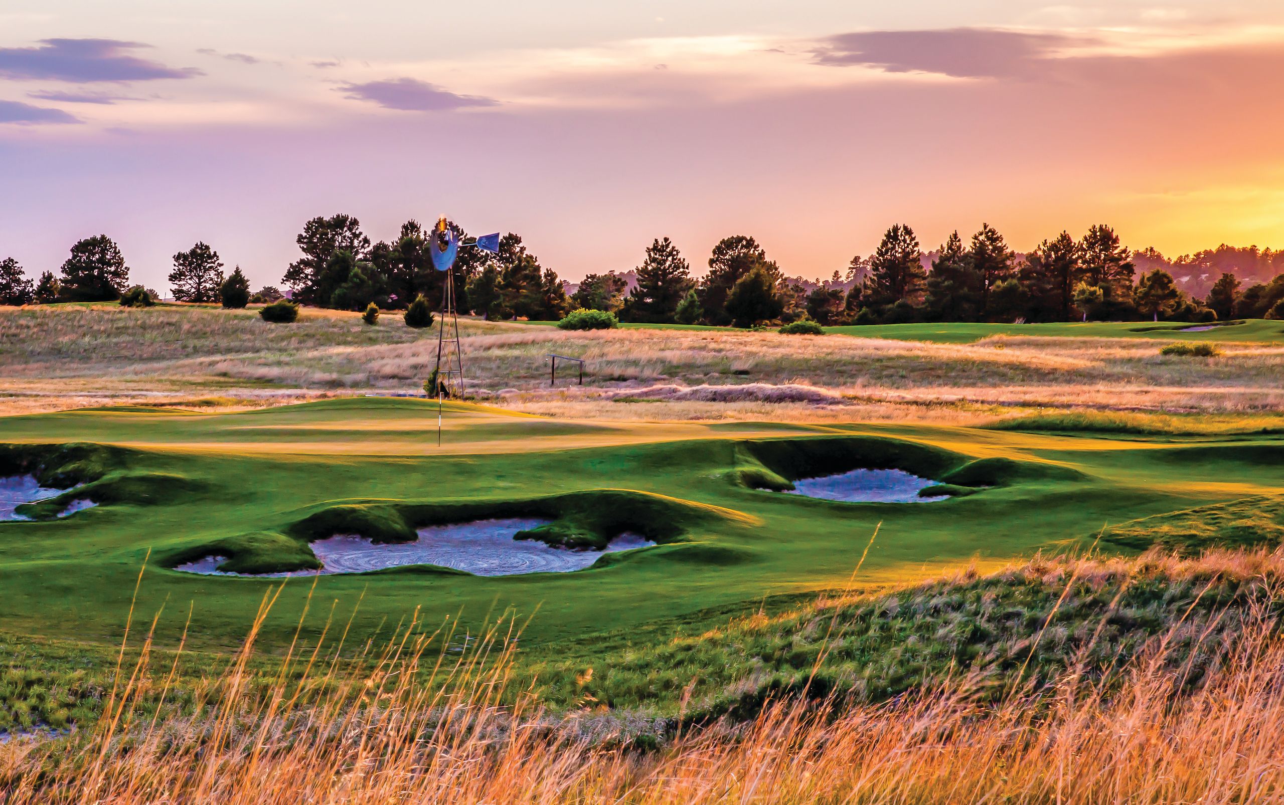 The par-3 third hole at the Prairie Club Pines Course reveals the subtle beauty of the Nebraska sand belt. (Photo Courtesy of The Prairie Club)
