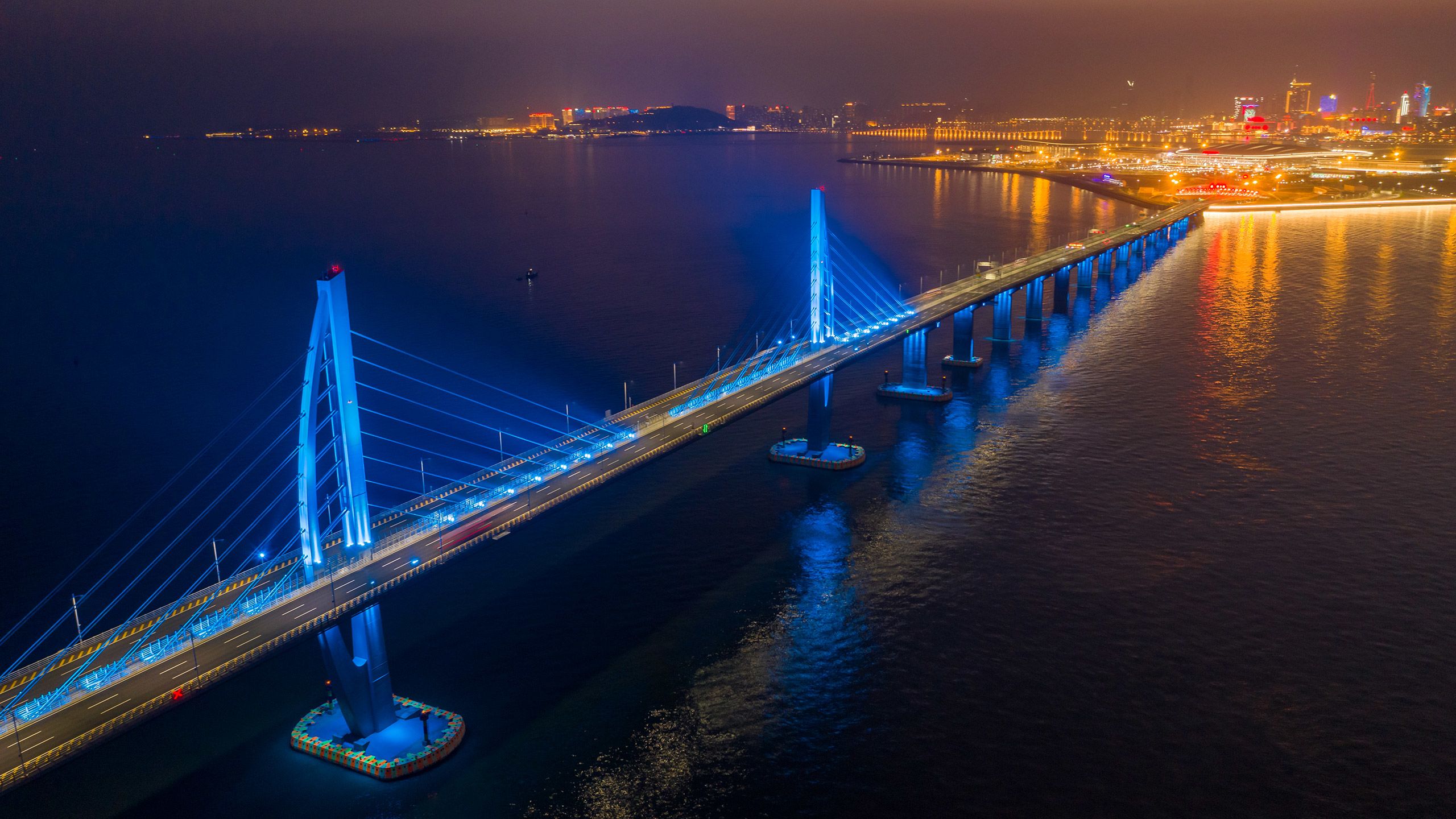 With the opening of the new Hong Kong-Zhuhai-Macao Bridge, getting to Macau has never been quicker and easier to include as a one-stop tourism destination for your clients.