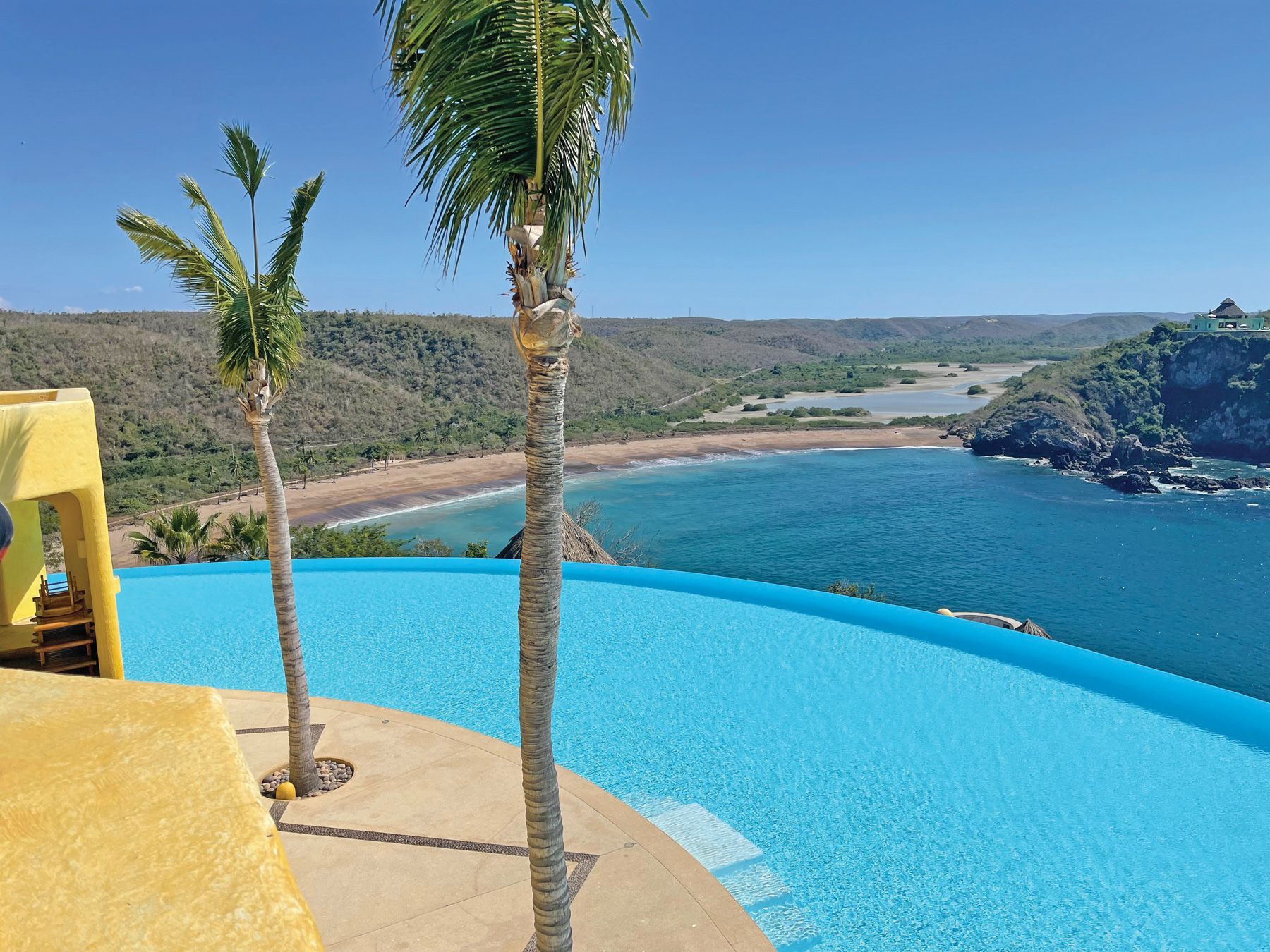 The pool and view from Sol de Oriente.
