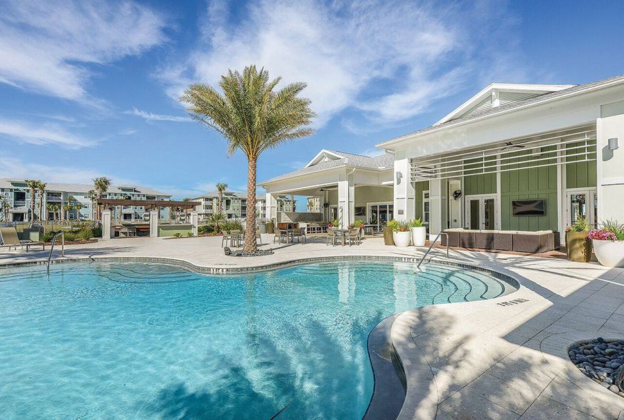 A Niido Powered by Airbnb apartment-hotel complex in Orlando.