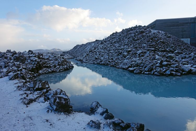 Blue Lagoon near Reykjavik, Iceland. With its rugged, otherworldly natural features, the country has become a final destination in its own right. (TW photo by Jenn Martins)
