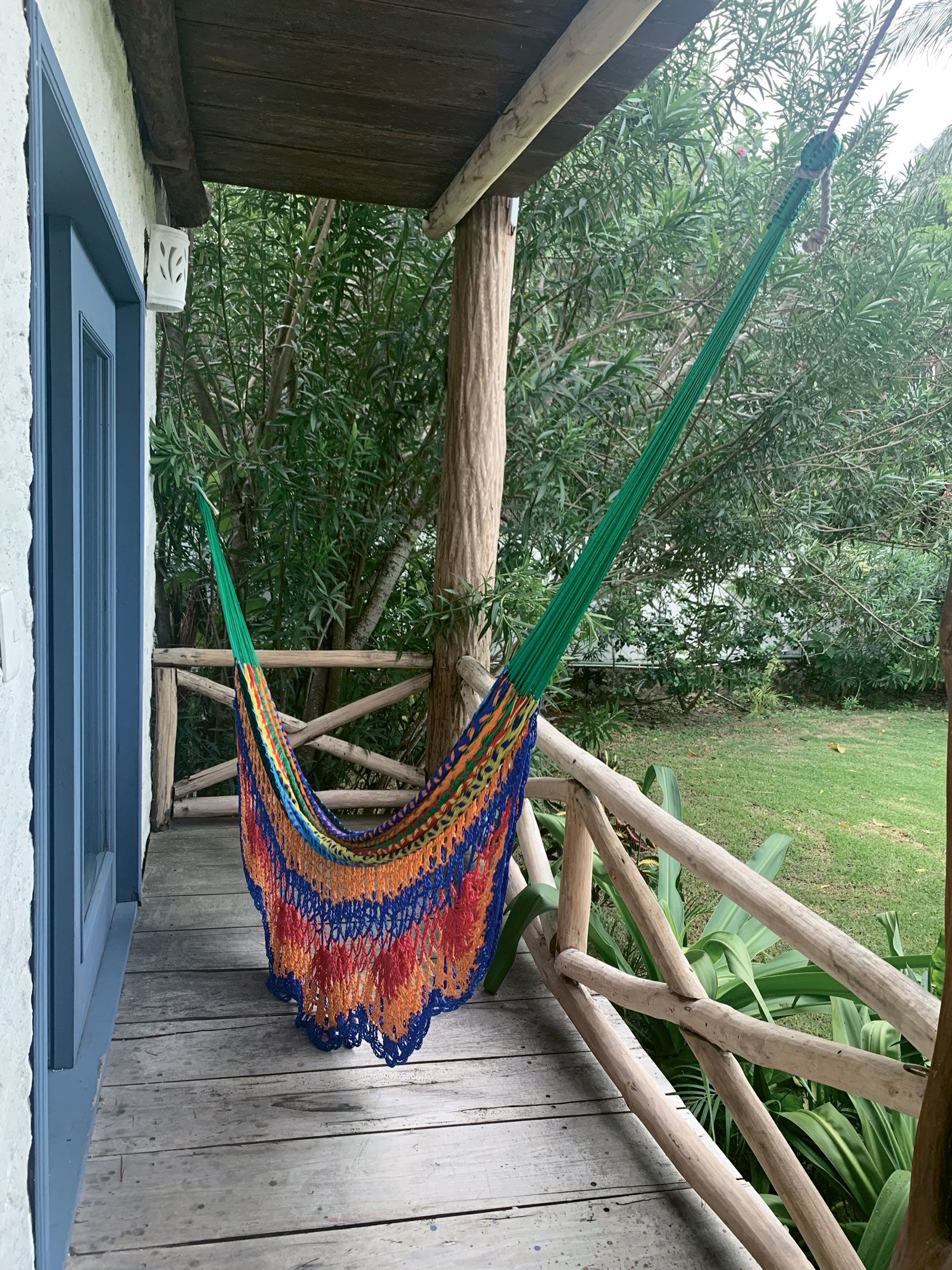 Every room at Ser Casasandra has a porch or deck with a hammock.