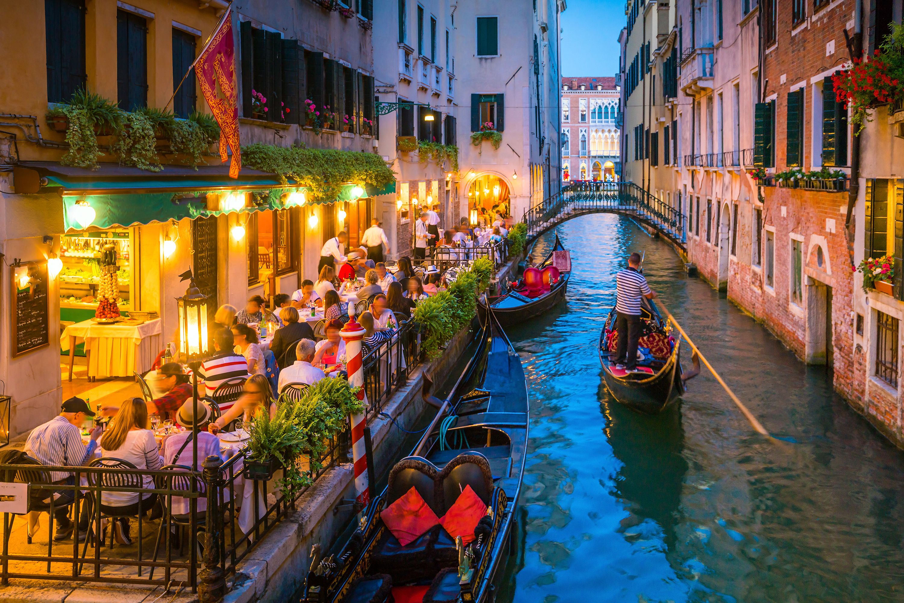 Romantic Destinations for Lovers