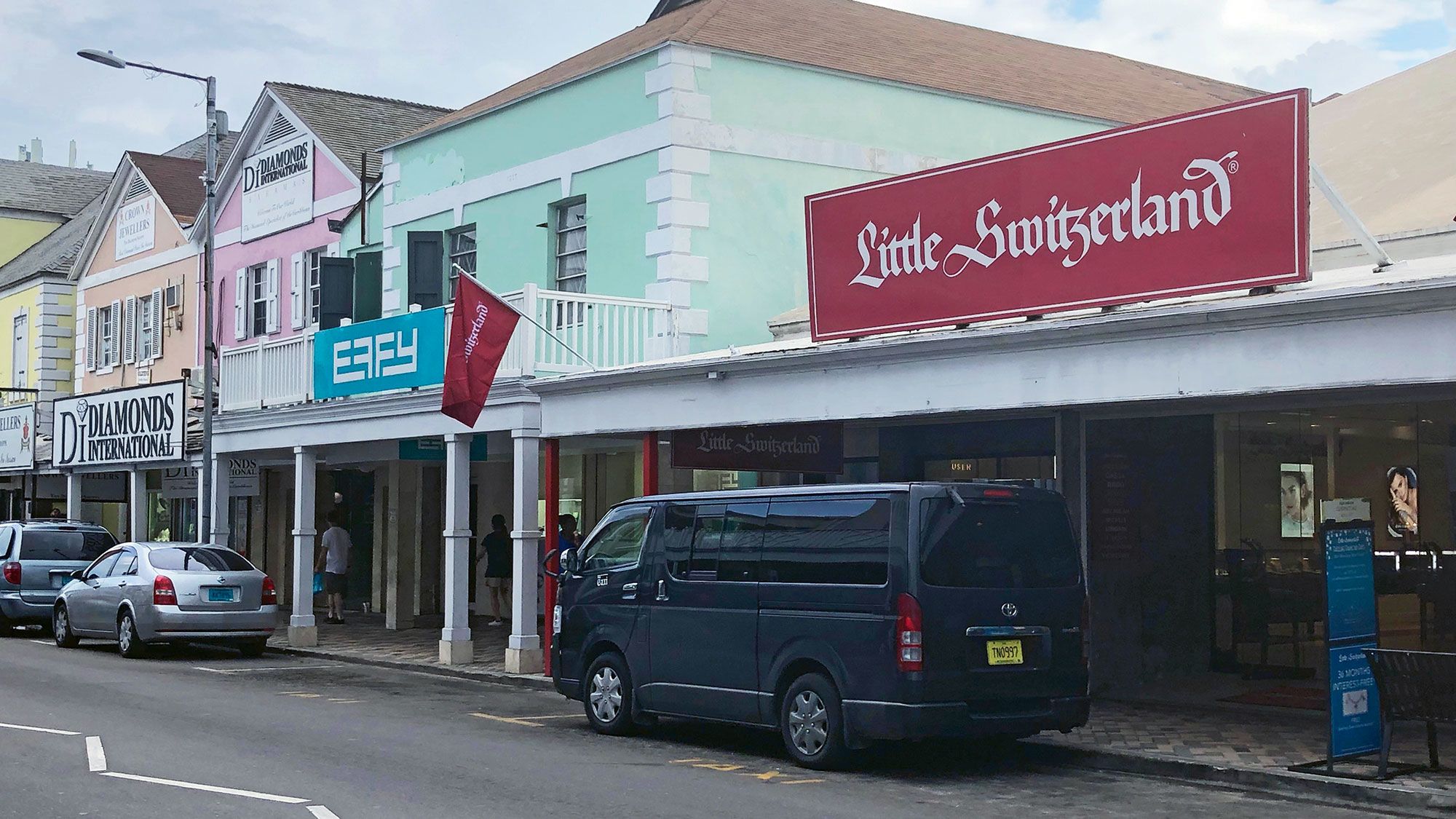 Jewelry chain stores line Bay Street in Nassau. (TW photo by Tom Stieghorst)