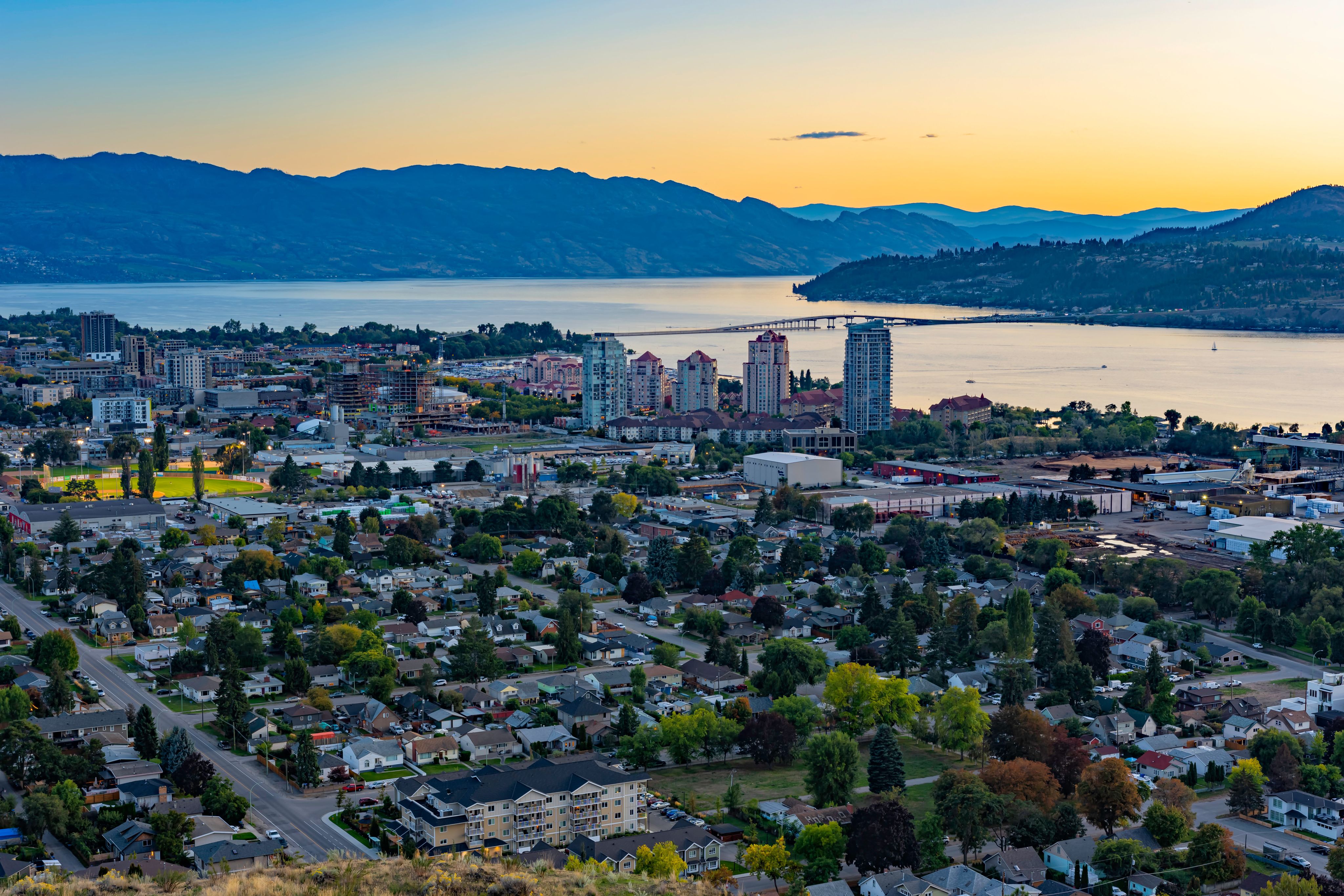 A view of Kelowna British Columbia skyline and Okanagan Lake from Knox Mountain after sunset
