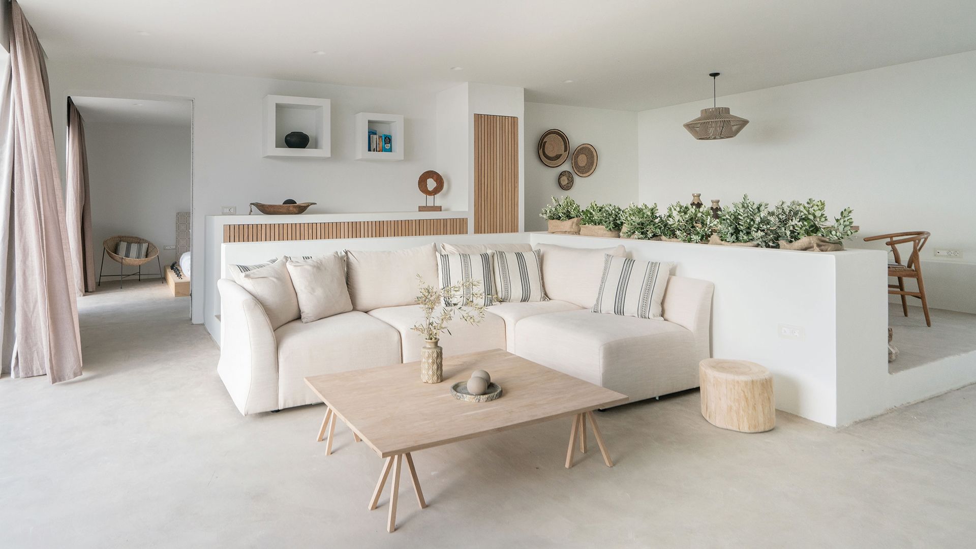 The Andronis Arcadia on Santorini offers a variety of family-friendly villas, complete with generously sized living areas. Photo by Andronis Exclusive