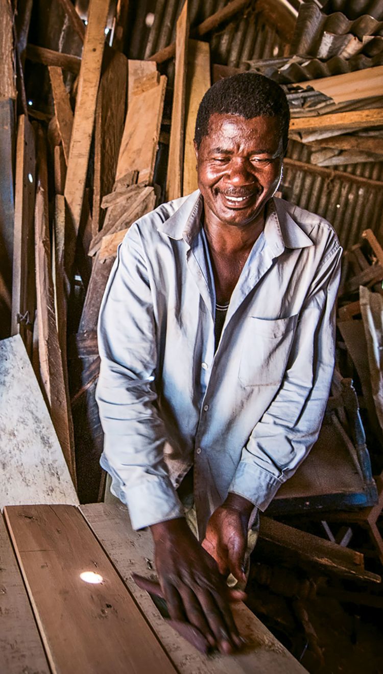 With Singita and other lodges providing a reliable market for products and services, there are several business opportunities to be developed within communities surrounding the Singita Grumeti concessions. 