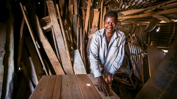 With Singita and other lodges providing a reliable market for products and services, there are several business opportunities to be developed within communities surrounding the Singita Grumeti concessions. 