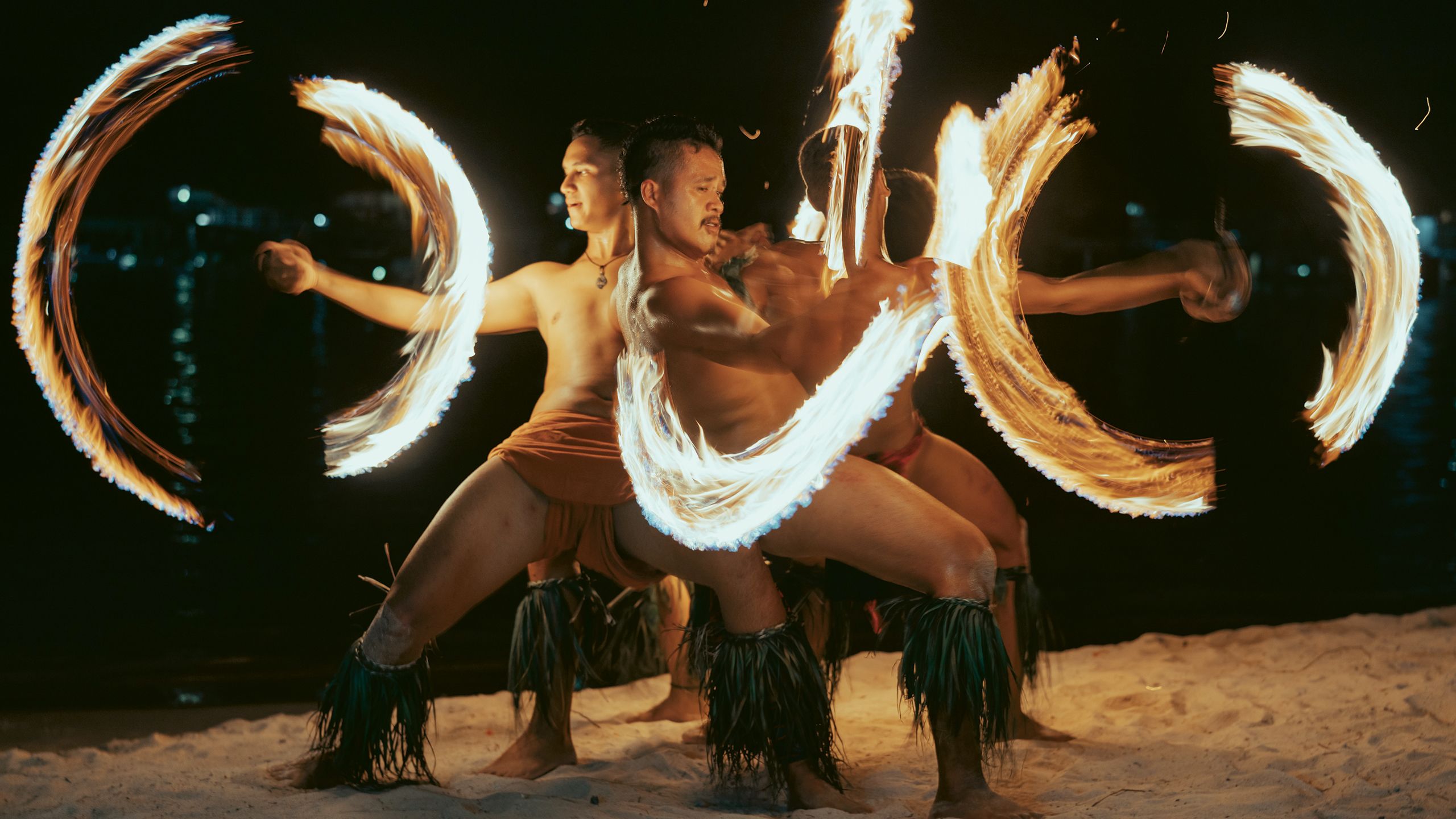 Fire dancers at Hilton Moorea. Photo by Tahiti Tourisme/Garrett King (Shortstache)