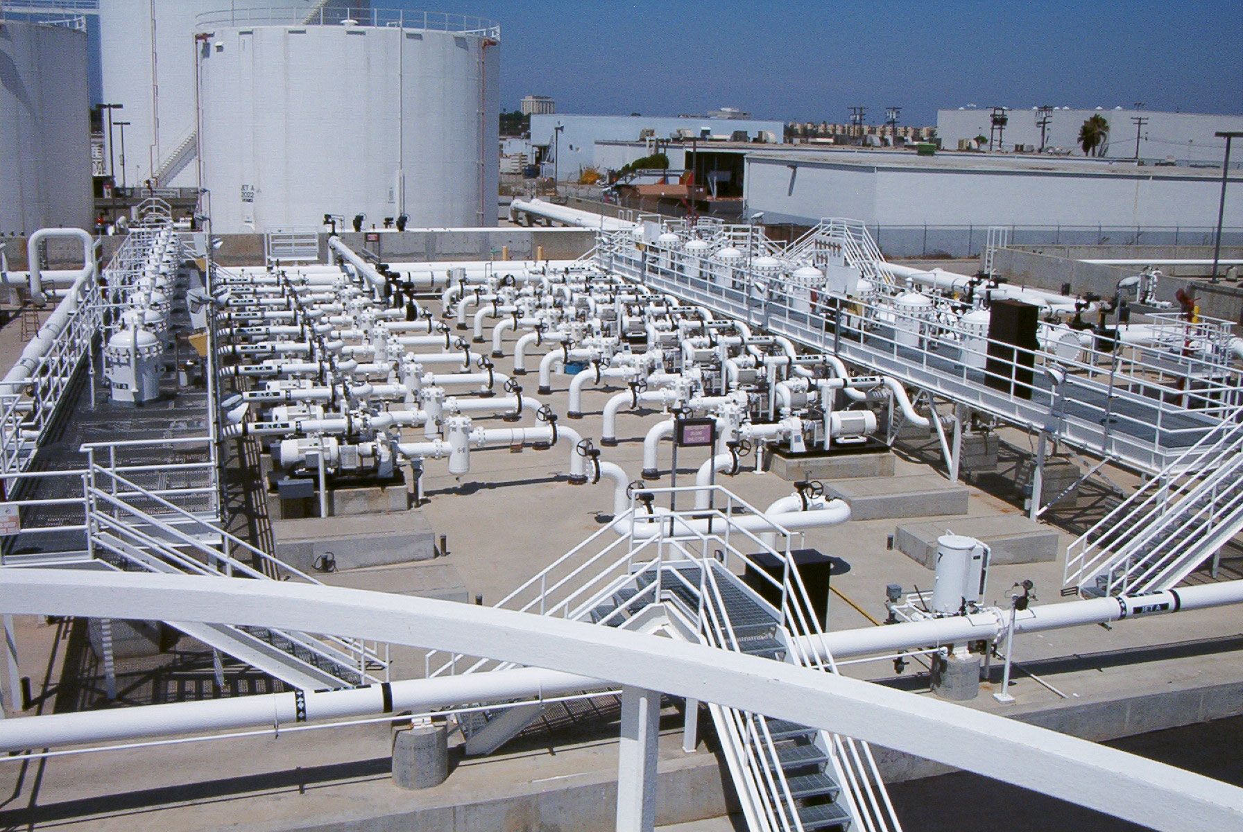 Central fueling operations at LAX, the only airport that regularly uses SAF in its fueling system. (Courtesy of Los Angeles World Airports (LAWA))