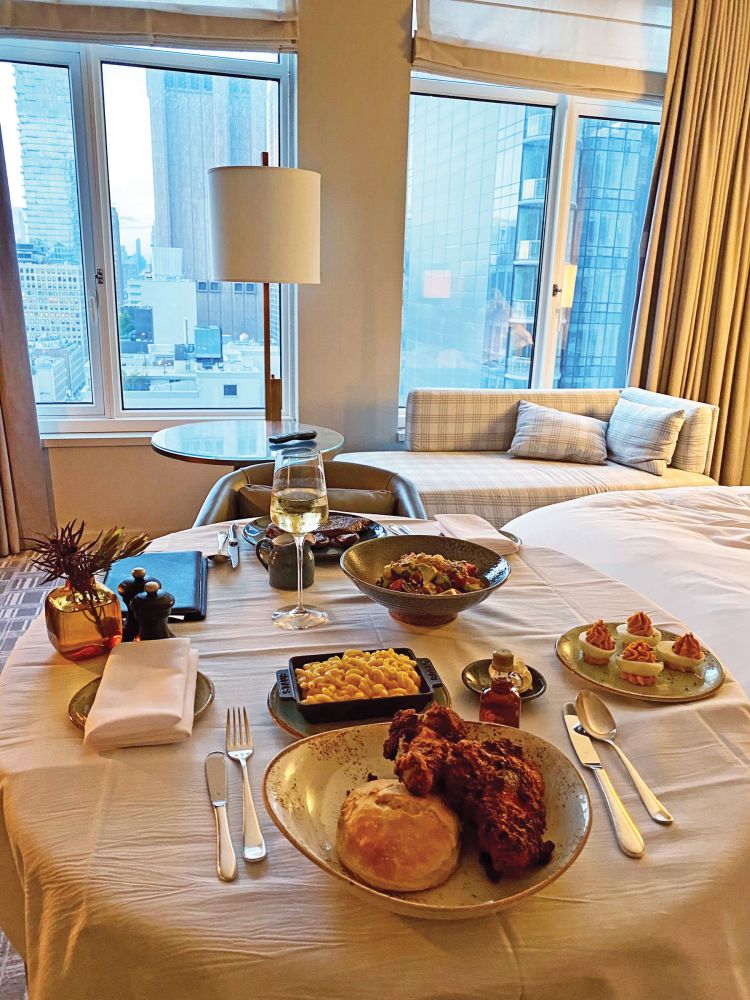 Hotel brings the best of N.Y.&rsquo;s dining scene to the guestroom 