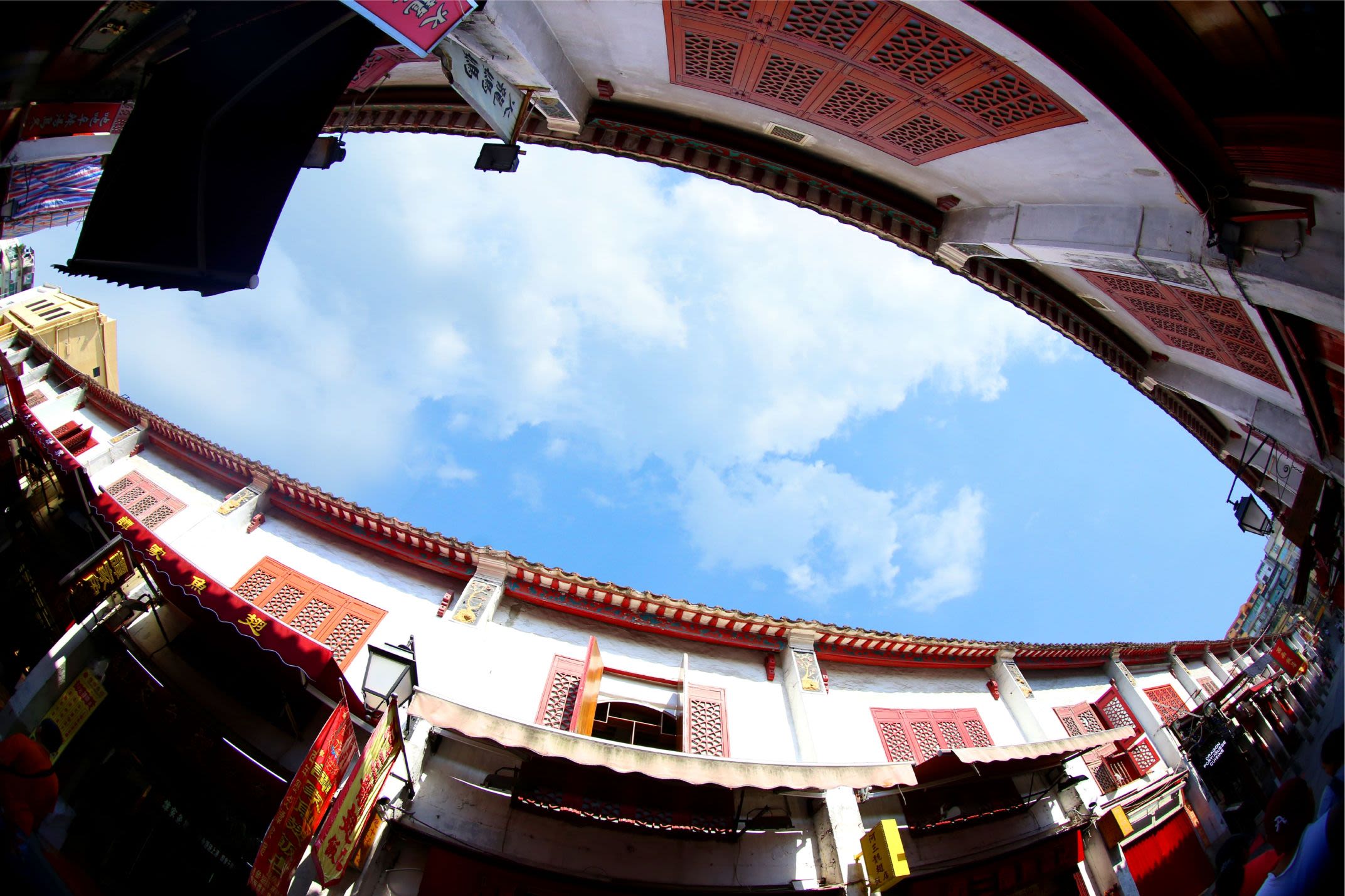 Macau’s hidden jewels await travellers, who can explore it on a treasure-hunt style walking tour. (Credit: josephmok/Getty Images)