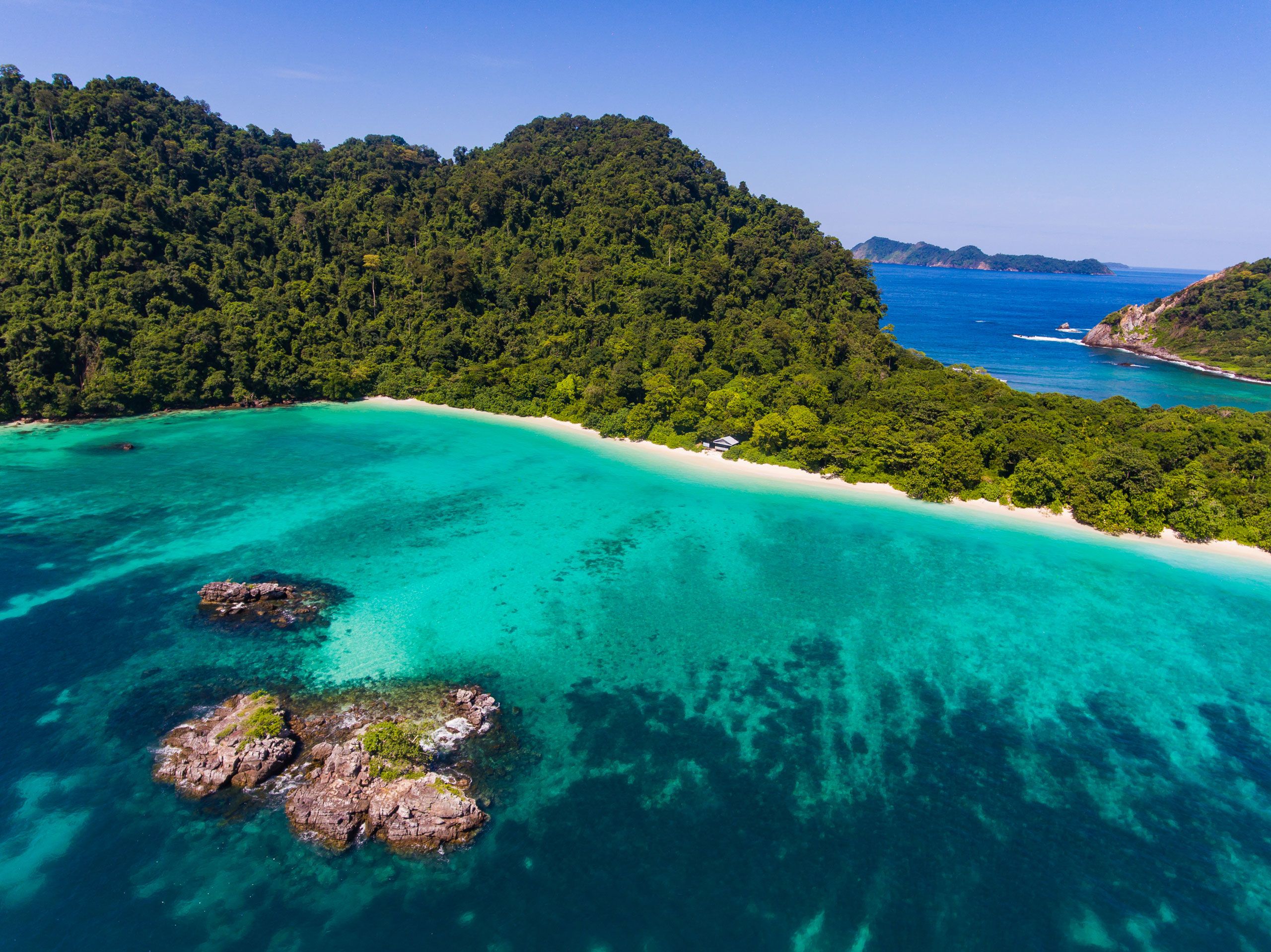 Visit the unspoilt paradise of Macleod Island. 