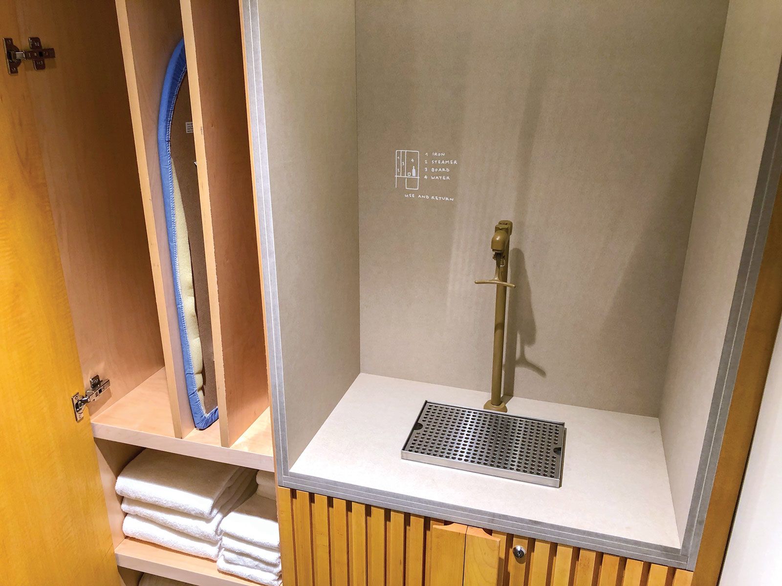 A water-filling station is available on each floor at the Sister City hotel in New York. (TW photo by Christina Jelski)