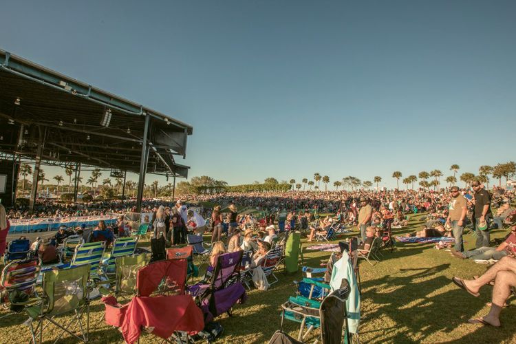 Hilton this year debuted the Lawn Days program, offering thousands of concert tickets to Hilton Honors members. (Photo by Live Nation)